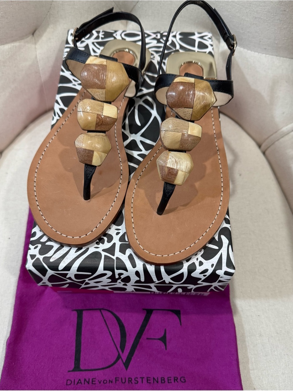Diane Von Furstenberg DVF Dory Vachetta Leather Sandals 7.5